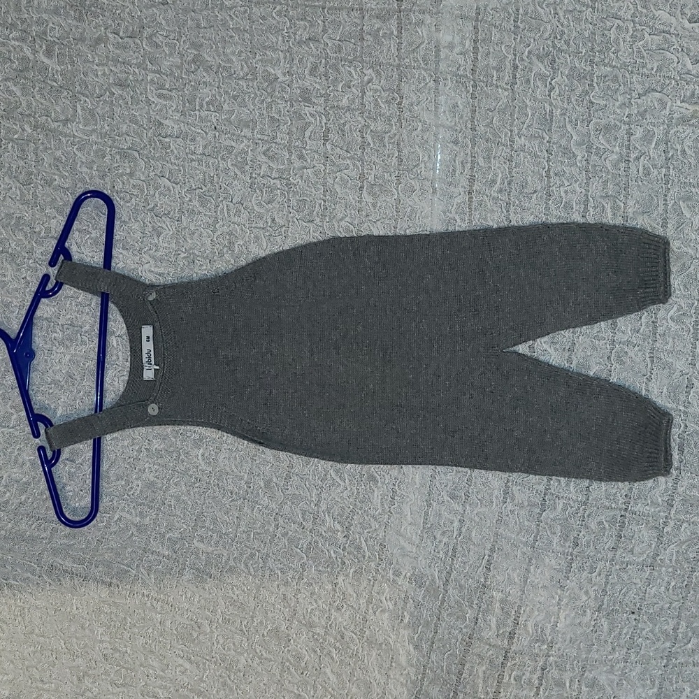 Babidu knit overalls size 6 m